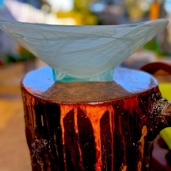 Recycled Art Glass Eco glass Centerpiece Bowl Sea-foam Made In Spain - Picture 1 of 16